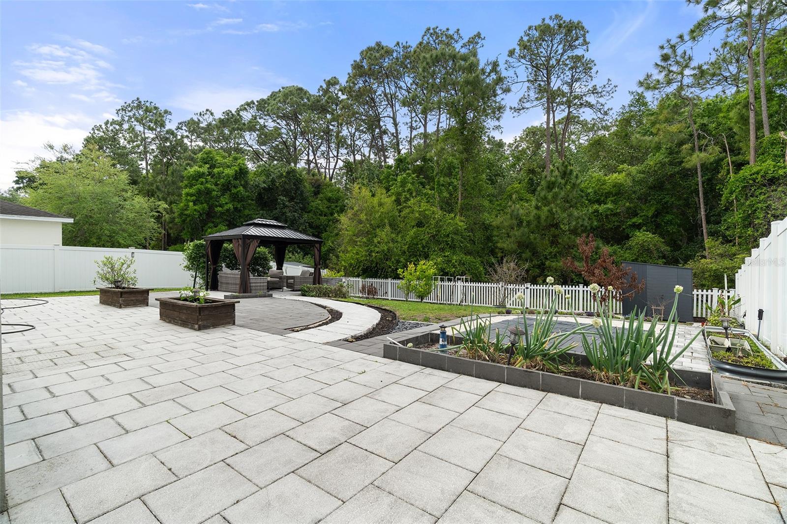 Image 16 of 41 For 10870 Inside Loop