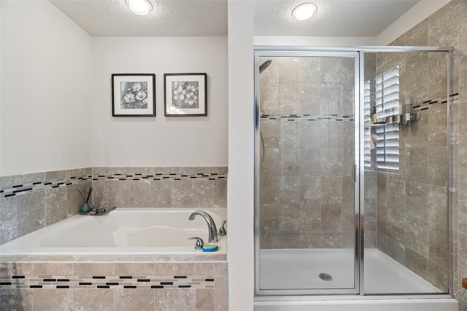 Image 34 of 41 For 10870 Inside Loop