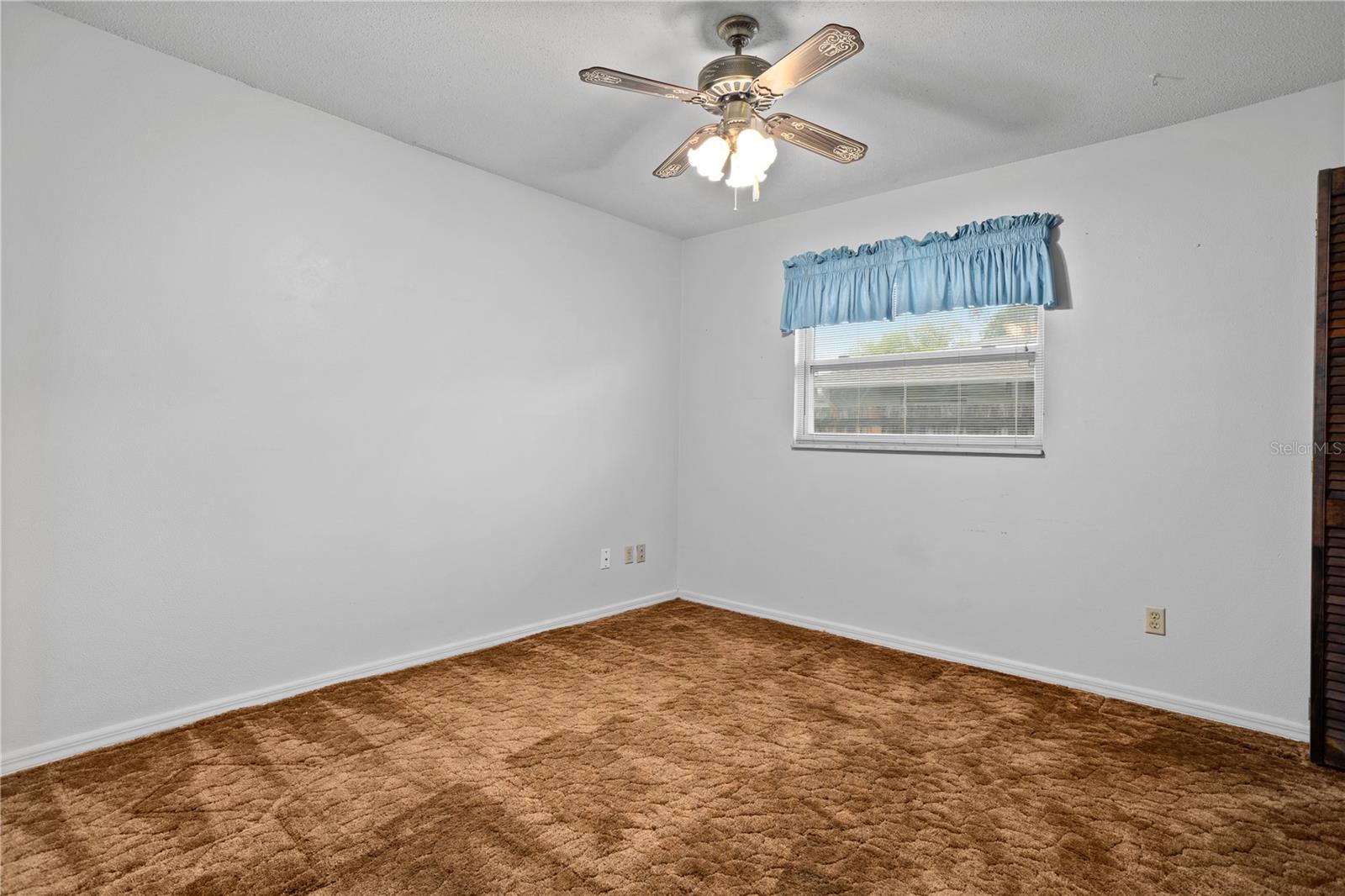 Image 15 of 30 For 7529 Village Green Drive