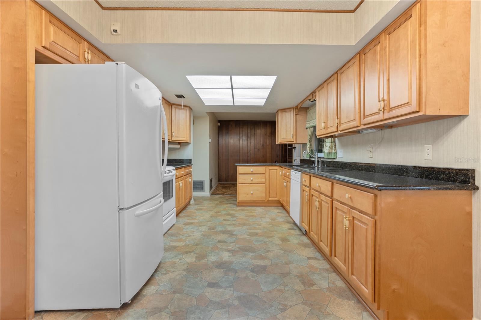 Image 4 of 30 For 7529 Village Green Drive