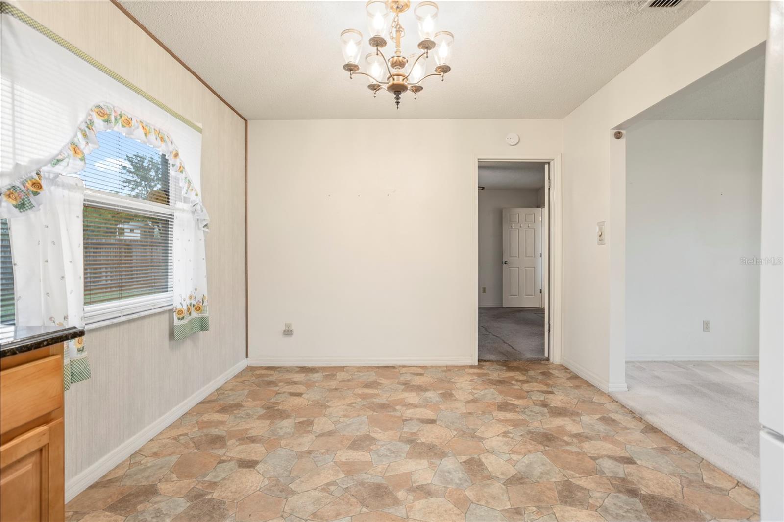 Image 7 of 30 For 7529 Village Green Drive