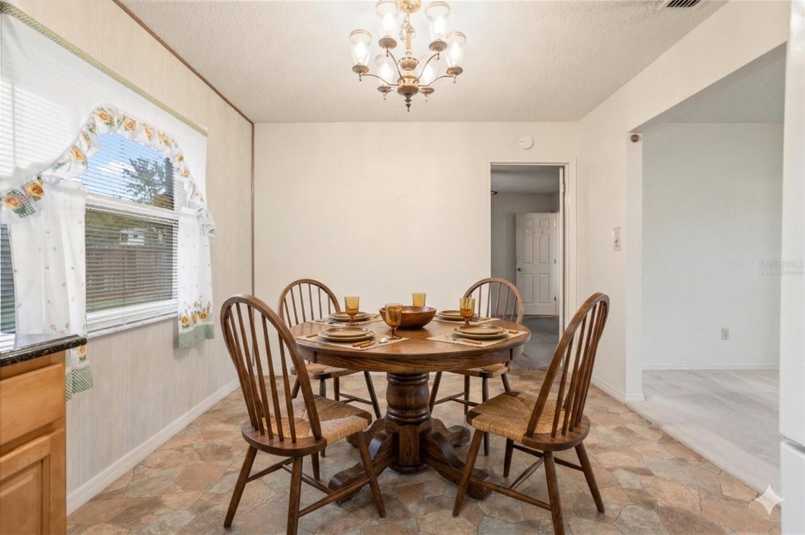 Image 8 of 30 For 7529 Village Green Drive