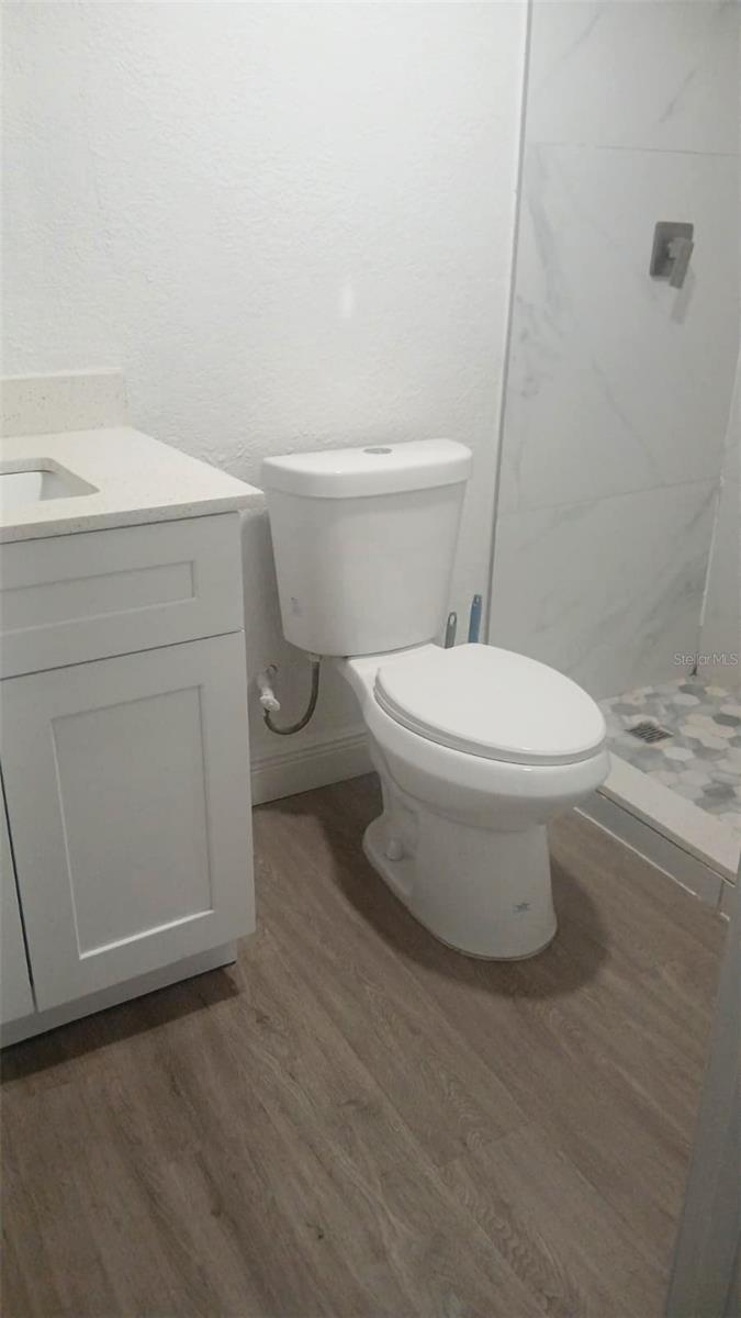 Image 9 of 12 For 2011 Cornell Avenue 3