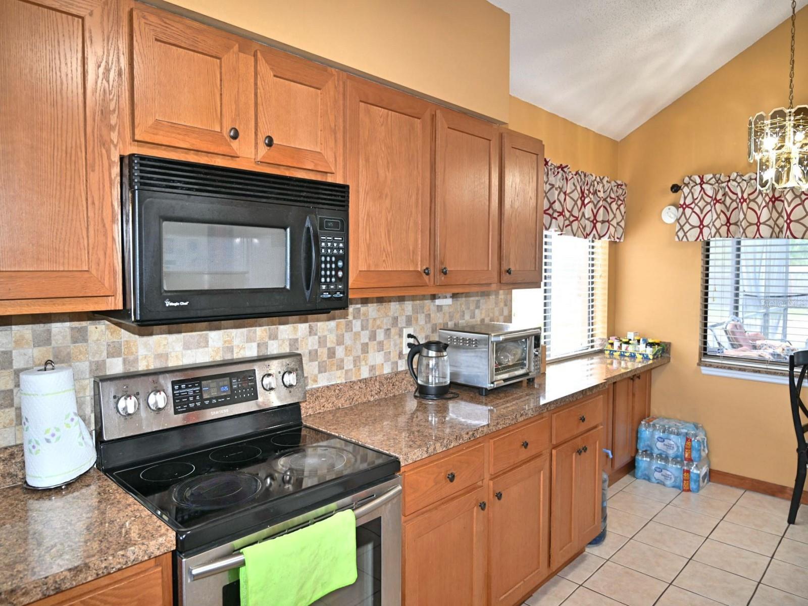 Image 9 of 28 For 6511 Beaming Court