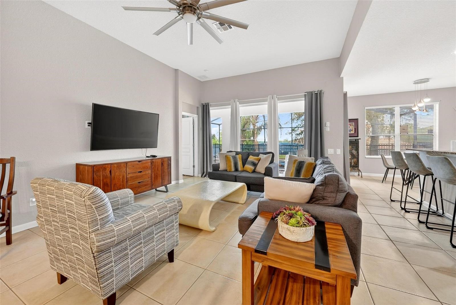 Image 10 of 74 For 7755 Grassendale Street