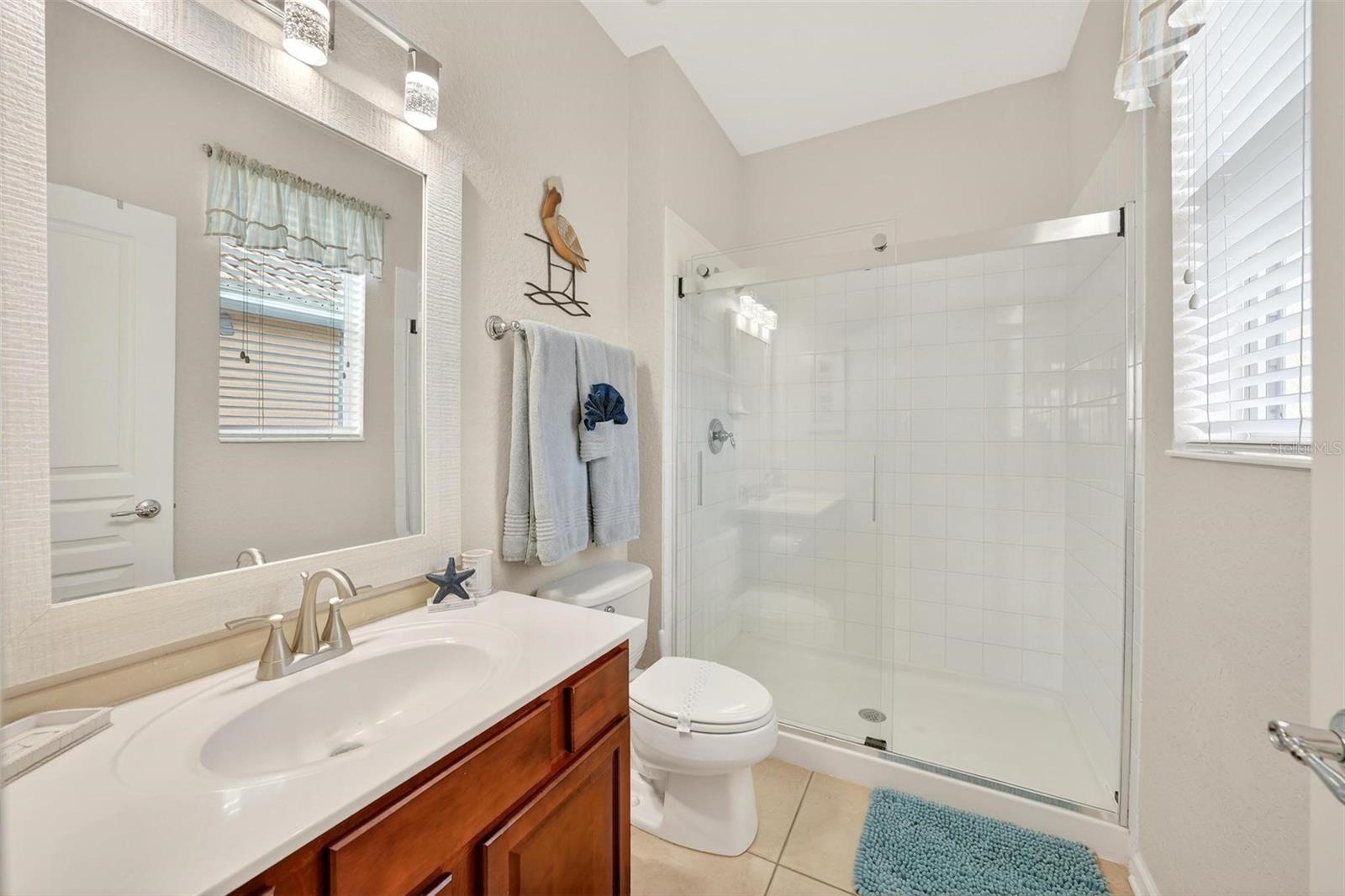 Image 32 of 74 For 7755 Grassendale Street