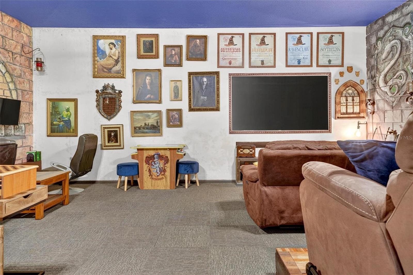 Image 47 of 74 For 7755 Grassendale Street