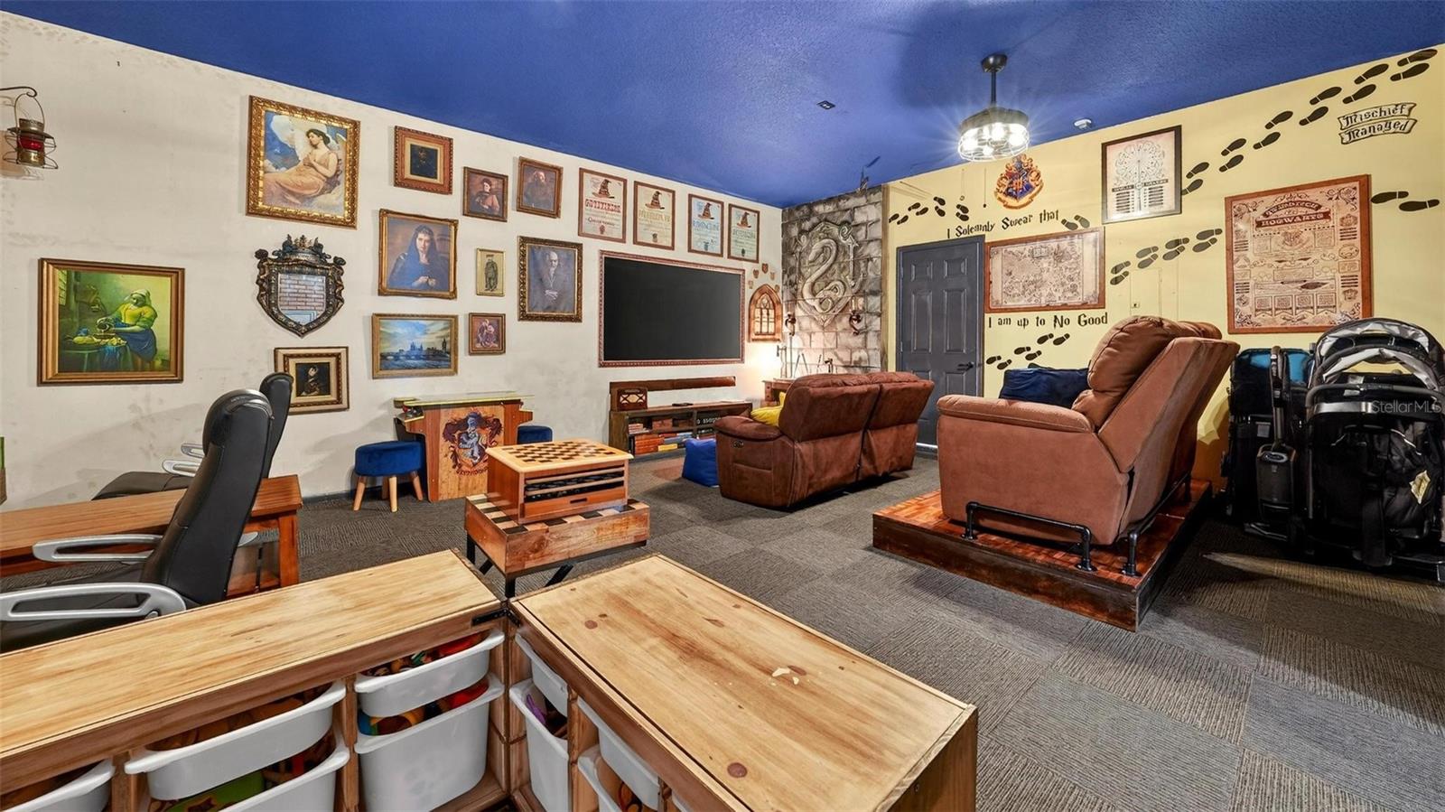 Image 49 of 74 For 7755 Grassendale Street