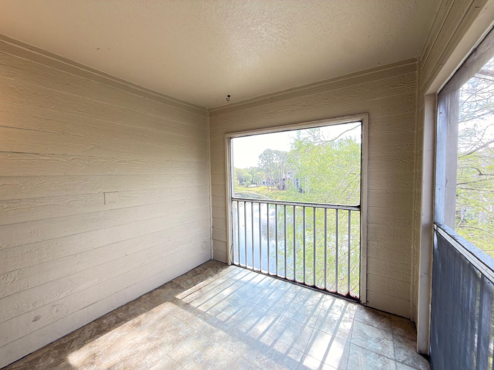 Image 16 of 19 For 5028 Park Central Drive 2133