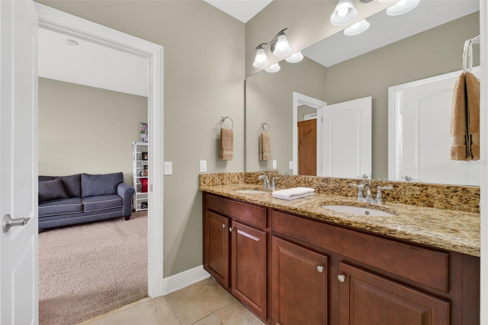 Image 63 of 94 For 4217 Foxhound Drive