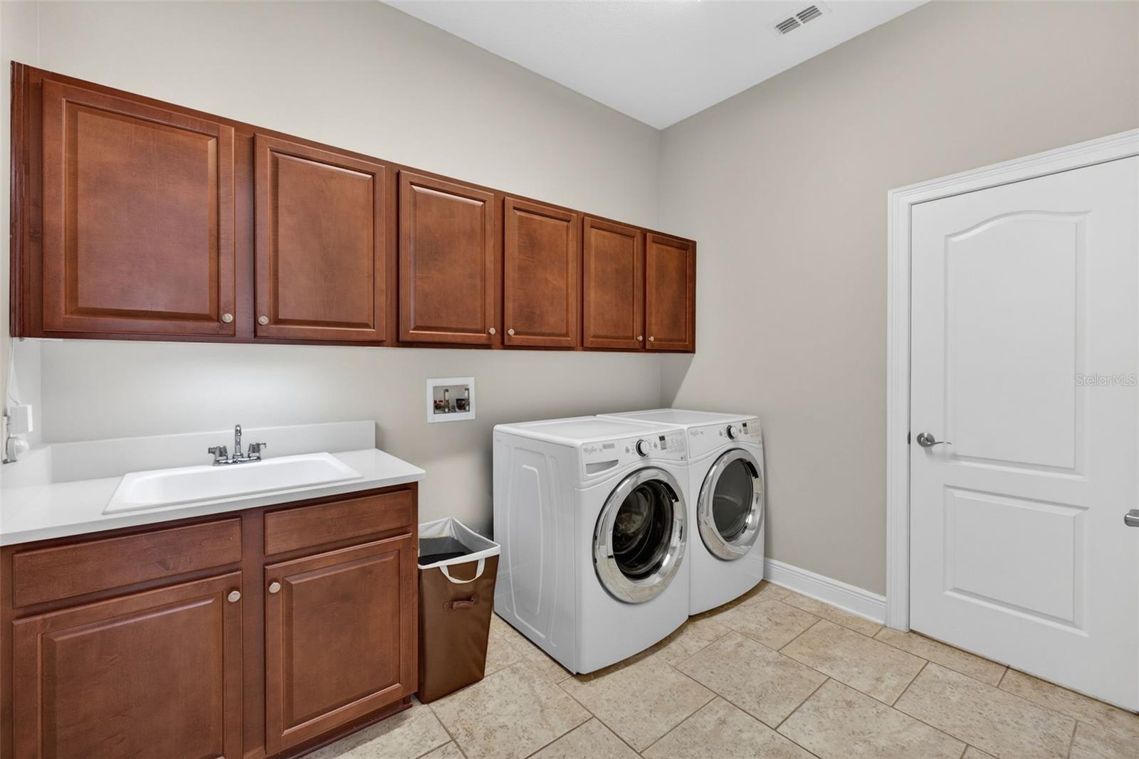 Image 90 of 94 For 4217 Foxhound Drive