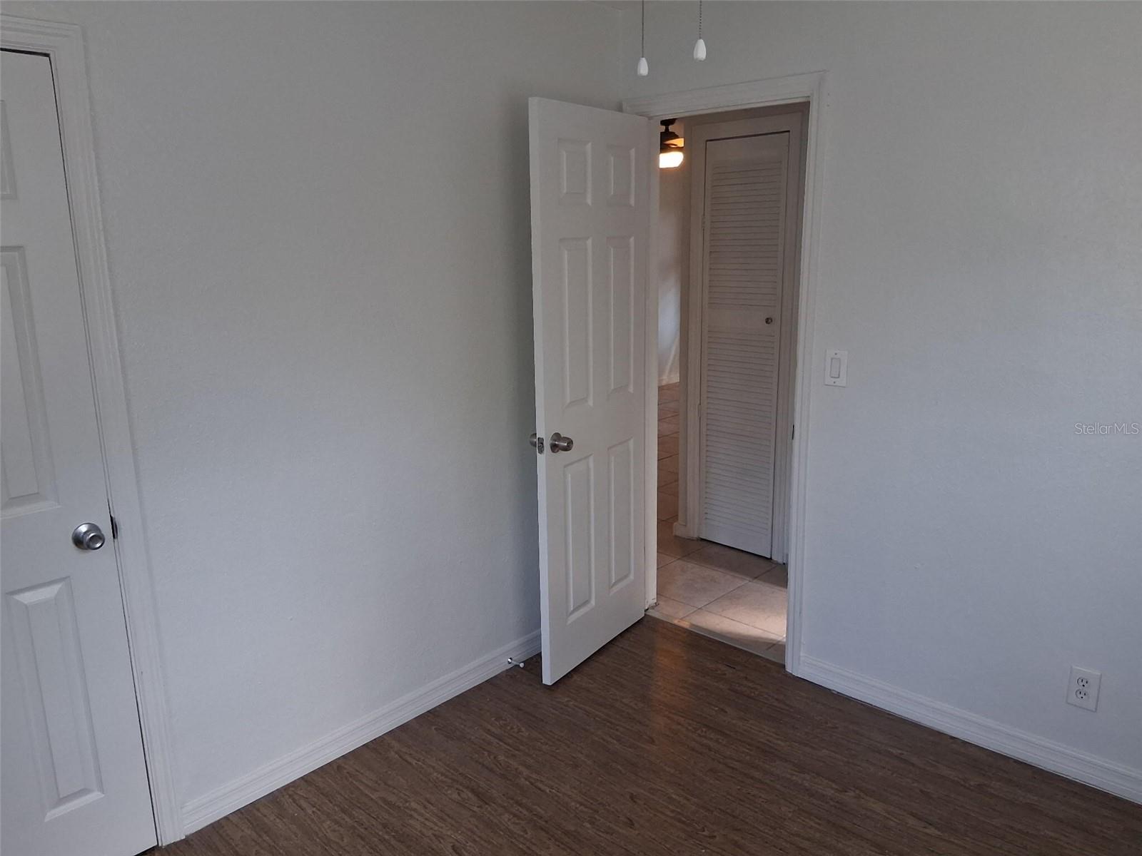 Image 13 of 25 For 5000 20th Street N