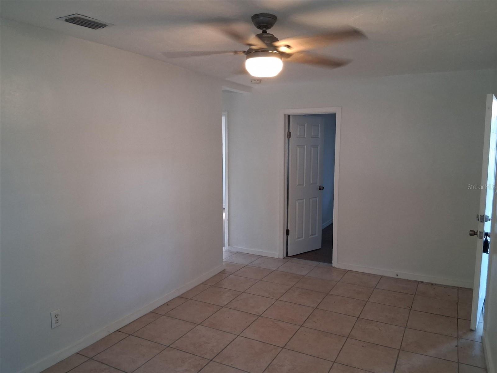 Image 9 of 25 For 5000 20th Street N