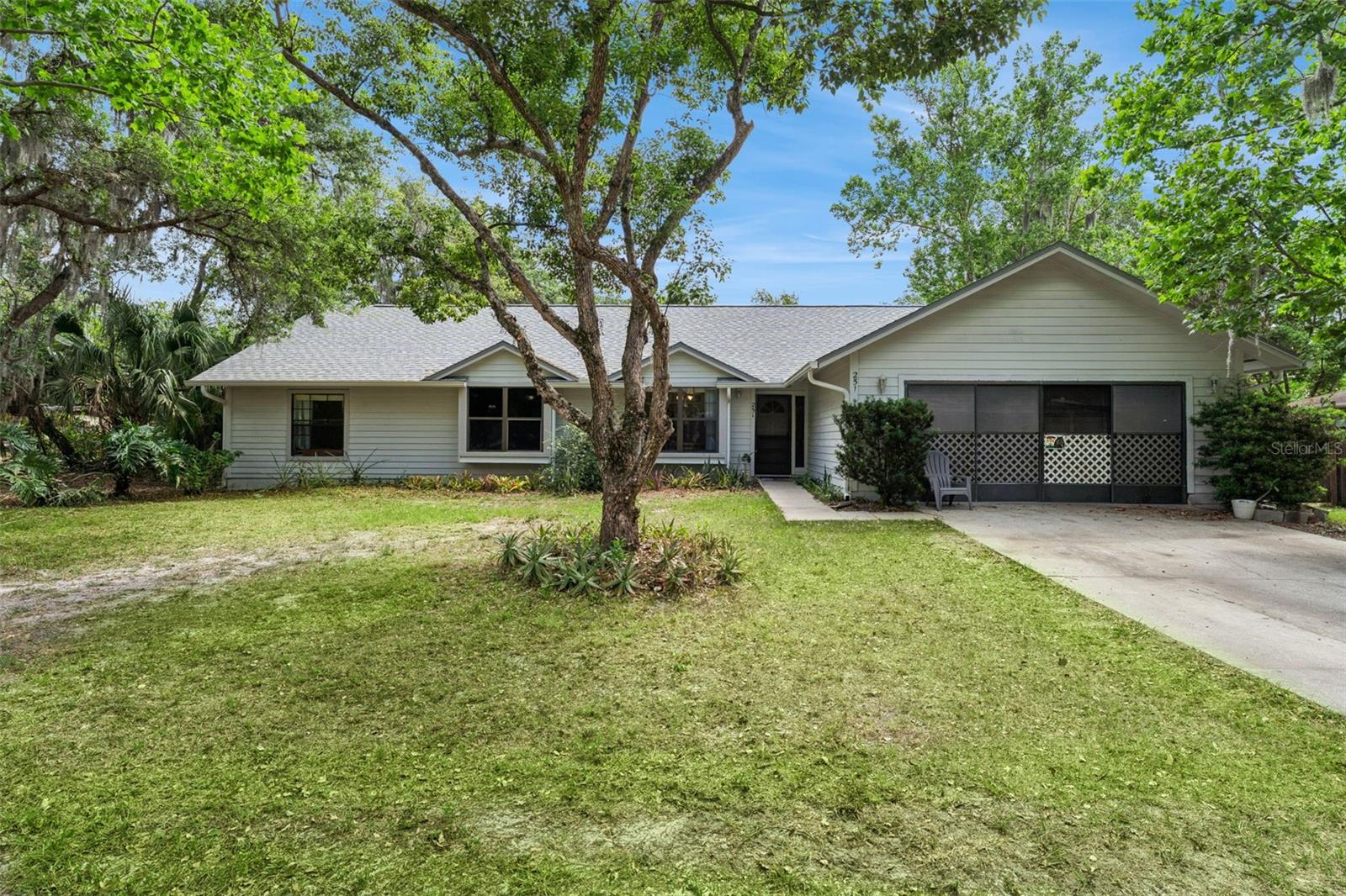 Image 4 of 47 For 251 Avenue E