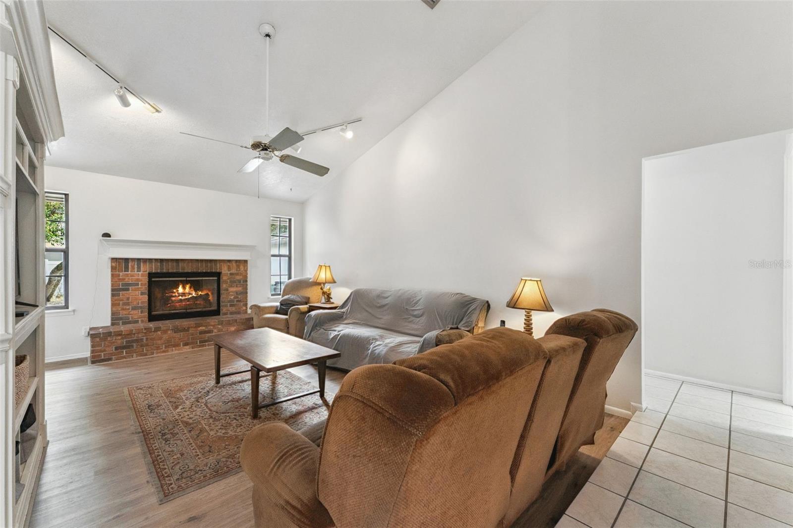 Image 8 of 47 For 251 Avenue E