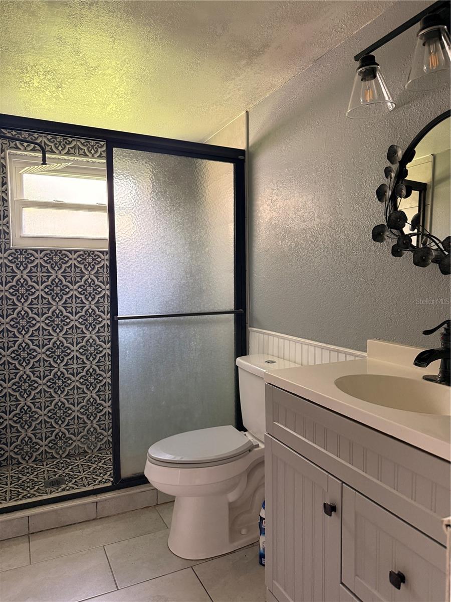 Image 19 of 23 For 201 Bradshaw Drive