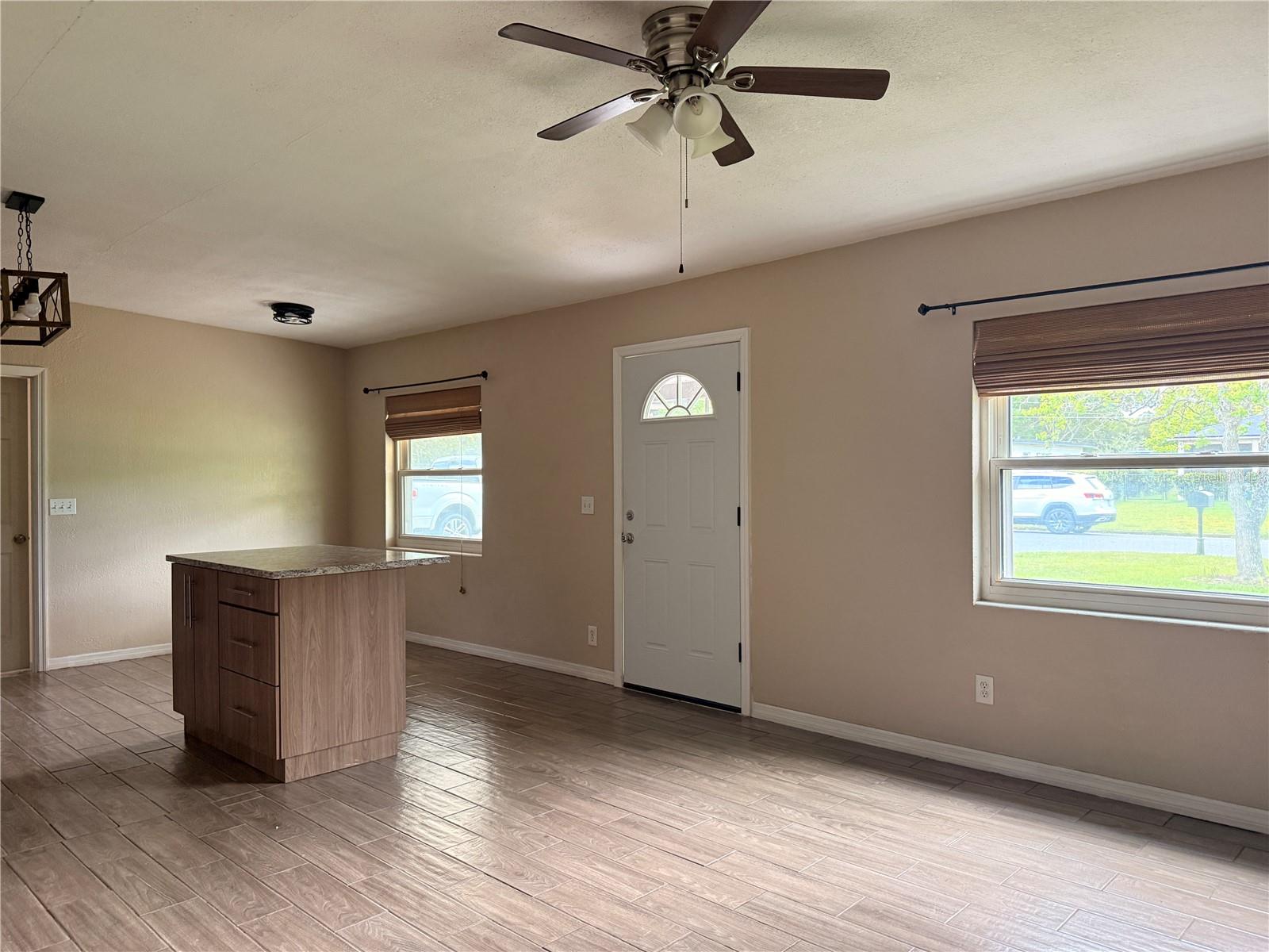 Image 9 of 23 For 201 Bradshaw Drive