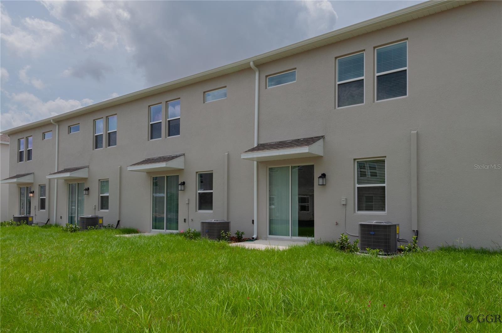 Image 10 of 44 For 3290 Laurent Loop