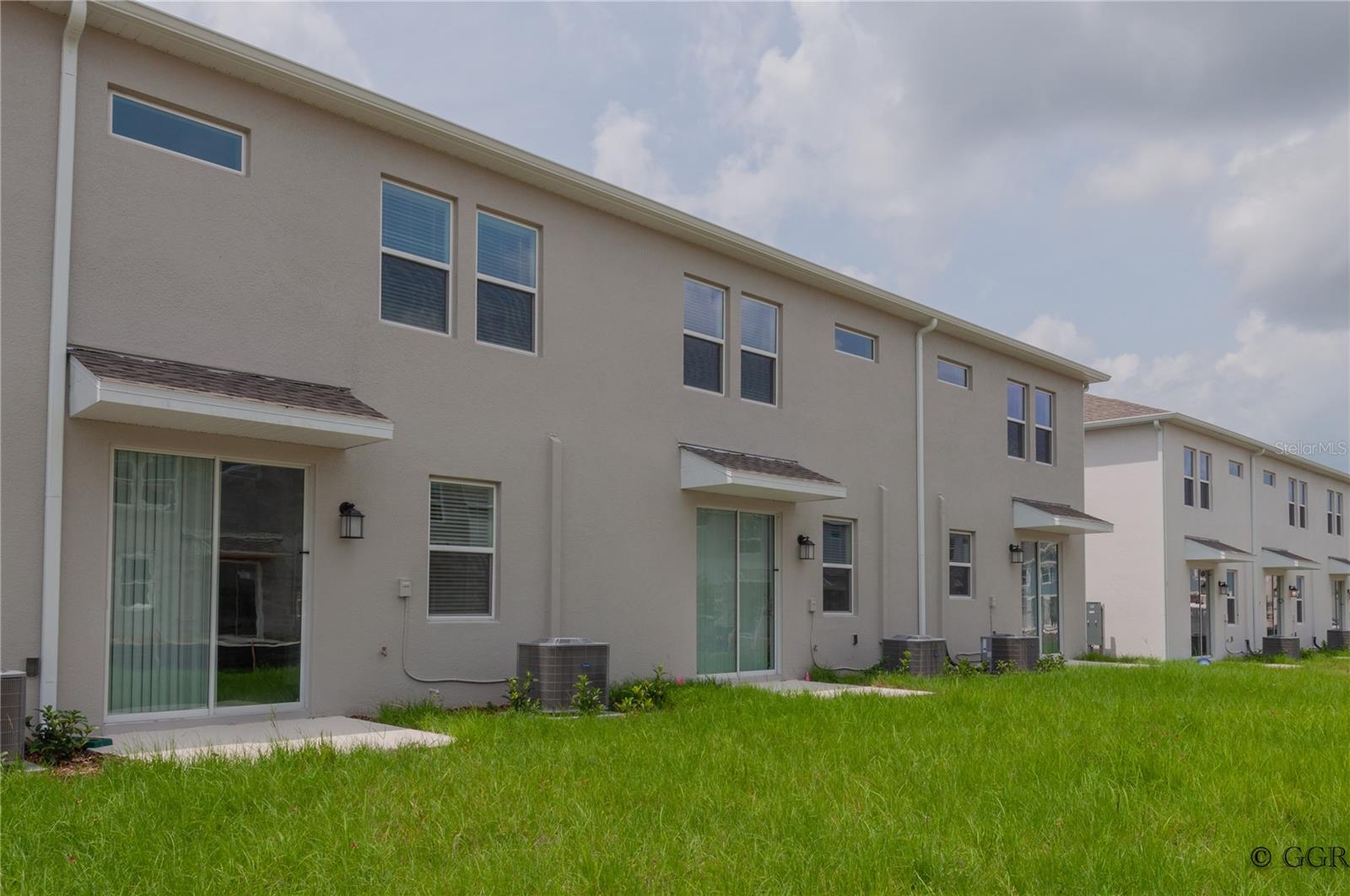 Image 12 of 44 For 3290 Laurent Loop