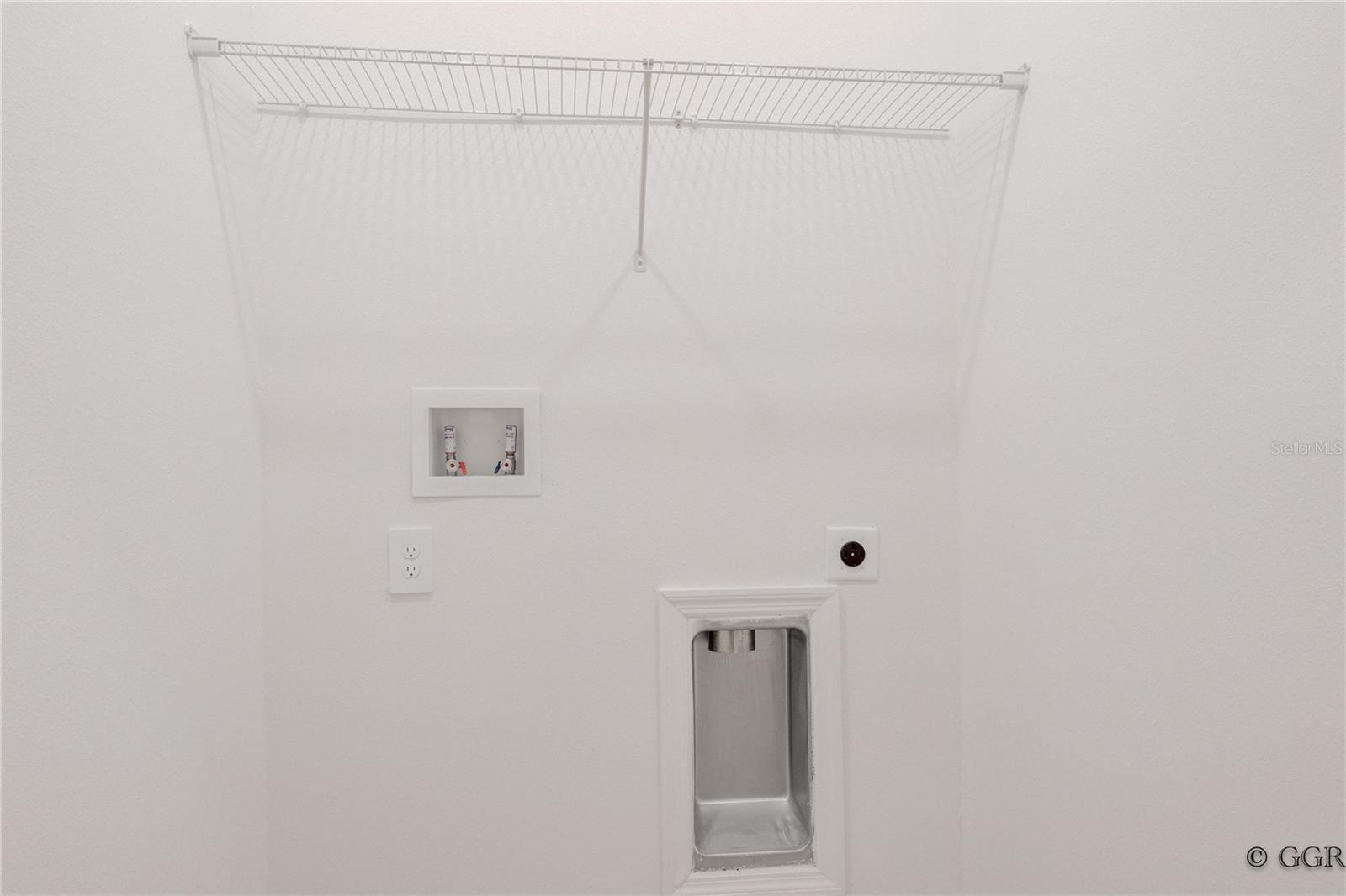 Image 35 of 44 For 3290 Laurent Loop