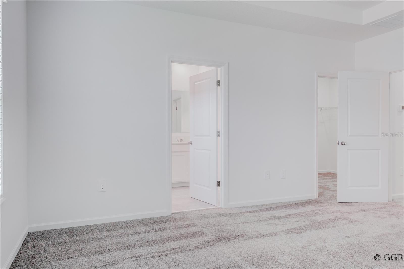 Image 37 of 44 For 3290 Laurent Loop