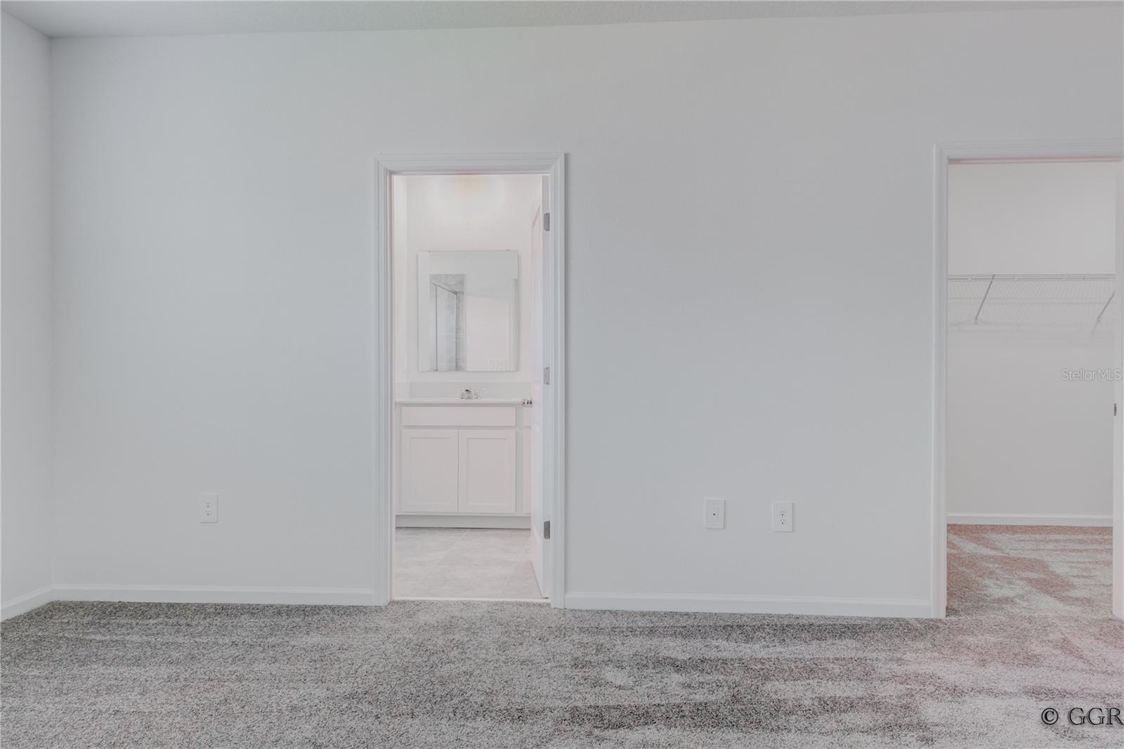 Image 39 of 44 For 3290 Laurent Loop