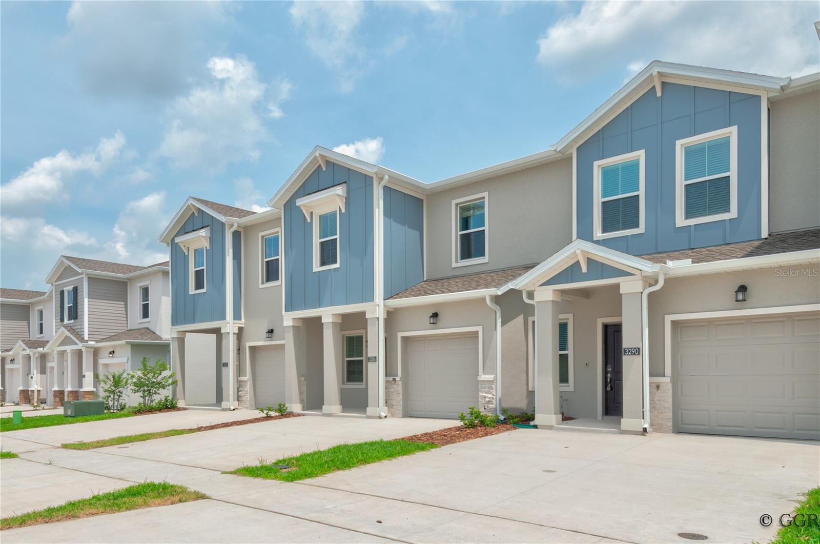 Image 5 of 44 For 3290 Laurent Loop