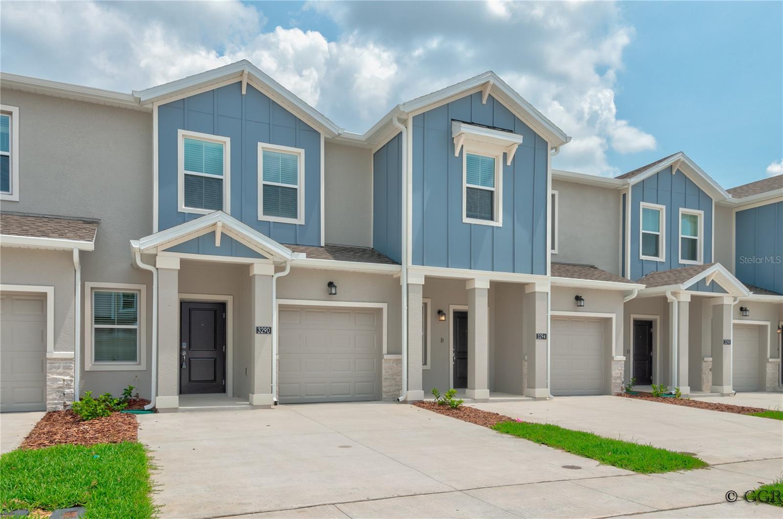 Image 6 of 44 For 3290 Laurent Loop