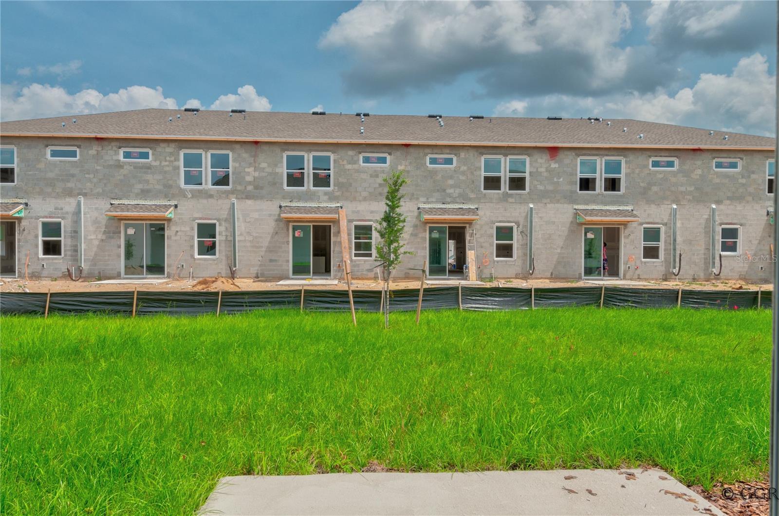 Image 8 of 44 For 3290 Laurent Loop