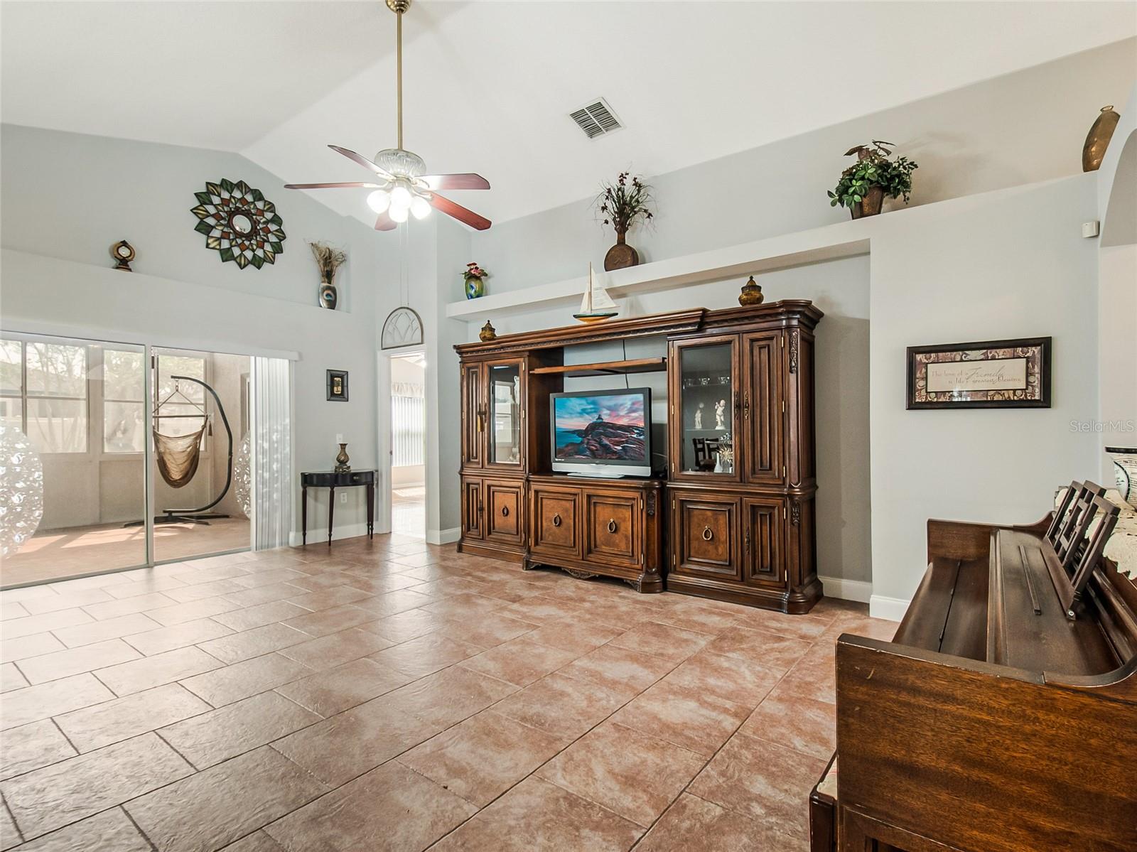 Image 31 of 51 For 3013 Catherine Wheel Court