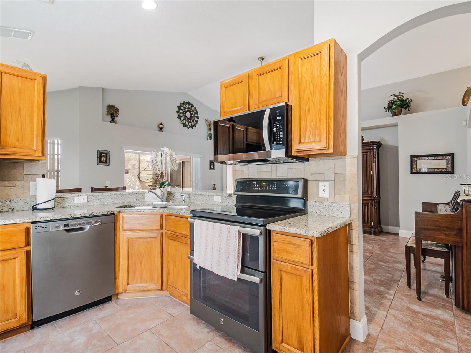 Image 32 of 51 For 3013 Catherine Wheel Court