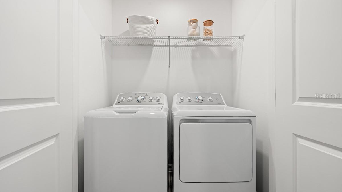 Image 34 of 45 For 2886 Skyline Loop