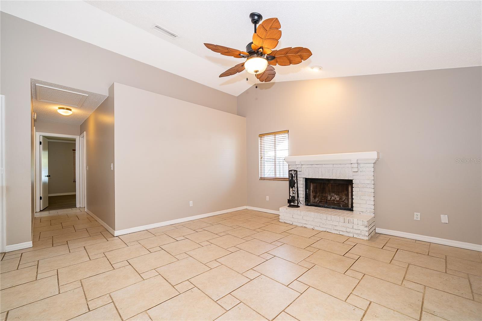 Image 12 of 35 For 1036 Long Branch Lane