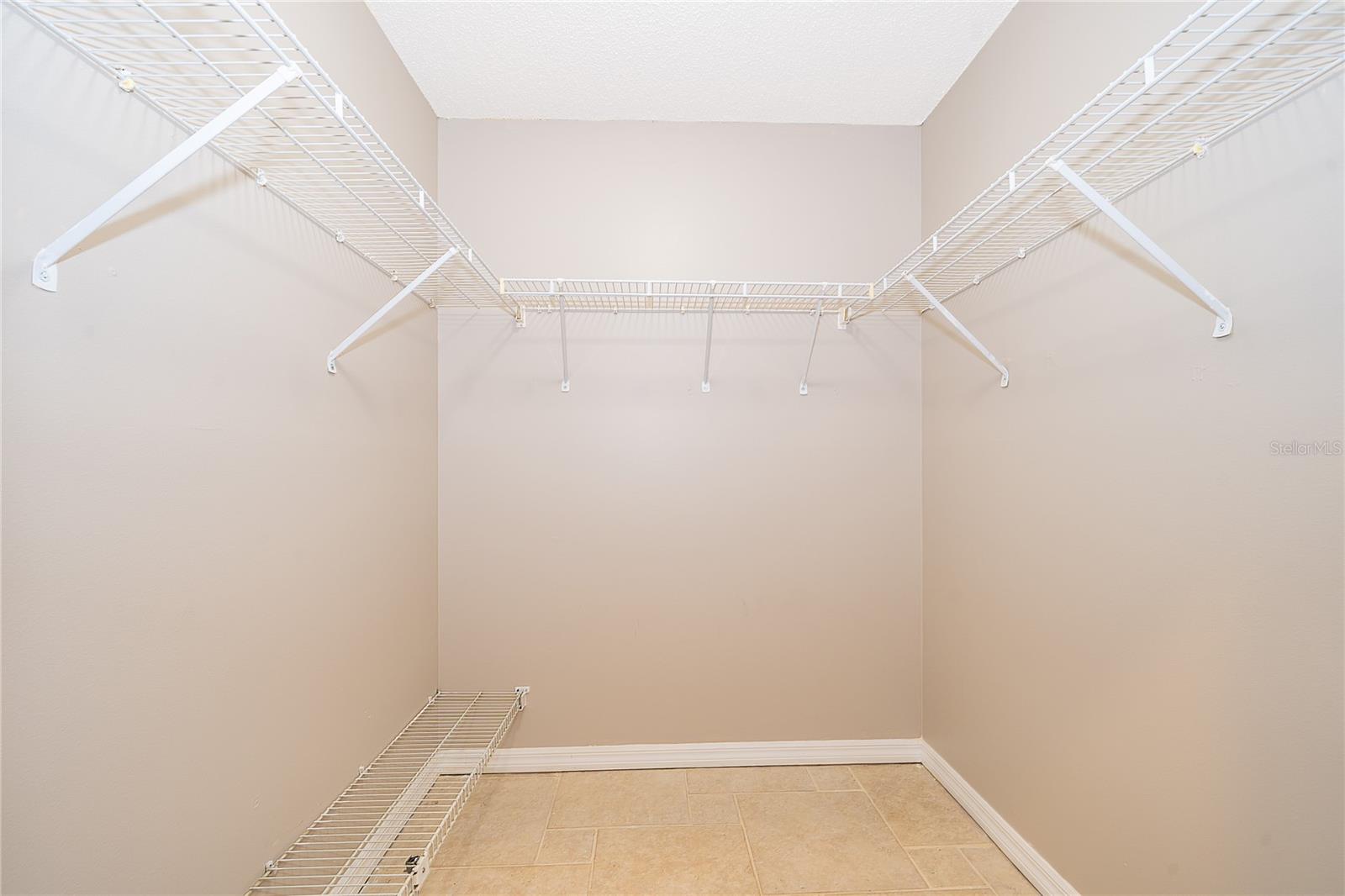 Image 21 of 35 For 1036 Long Branch Lane