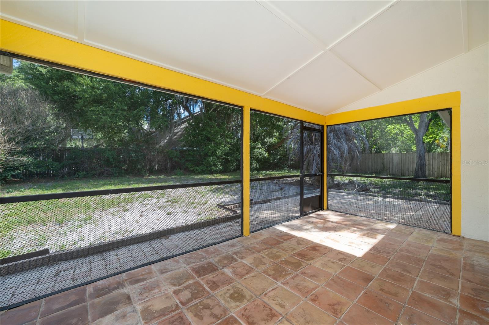 Image 29 of 35 For 1036 Long Branch Lane