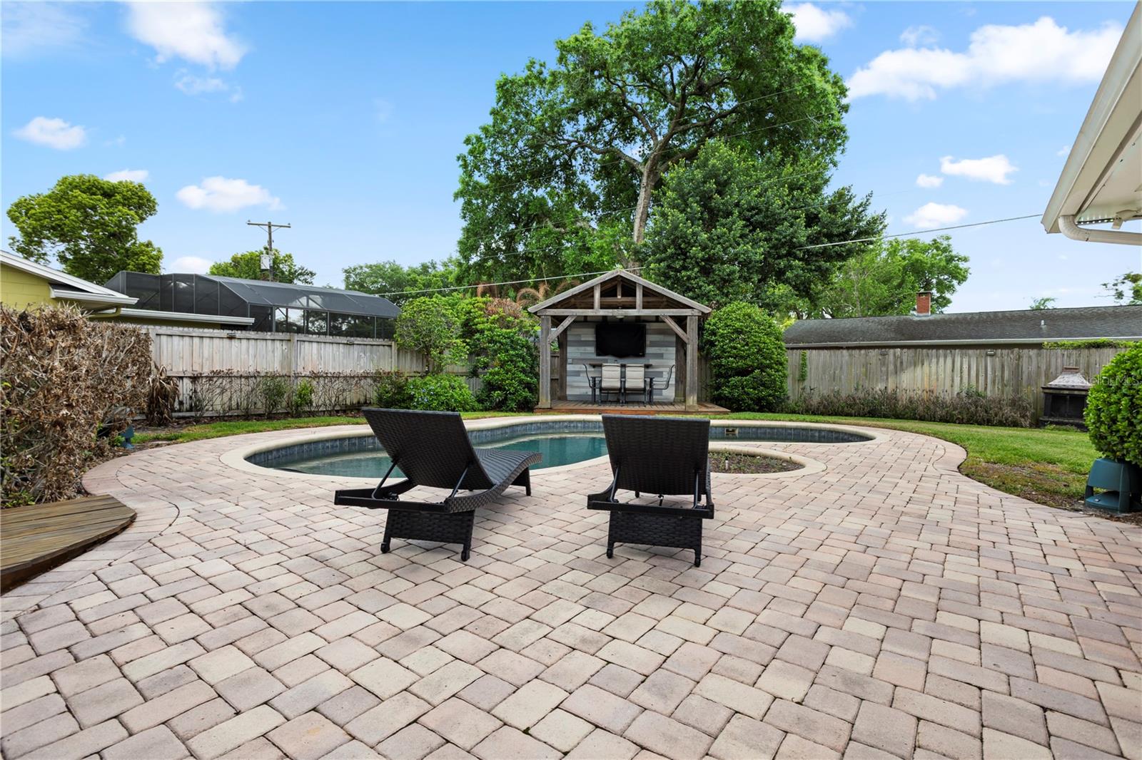 Image 37 of 40 For 2130 Deloraine Trail