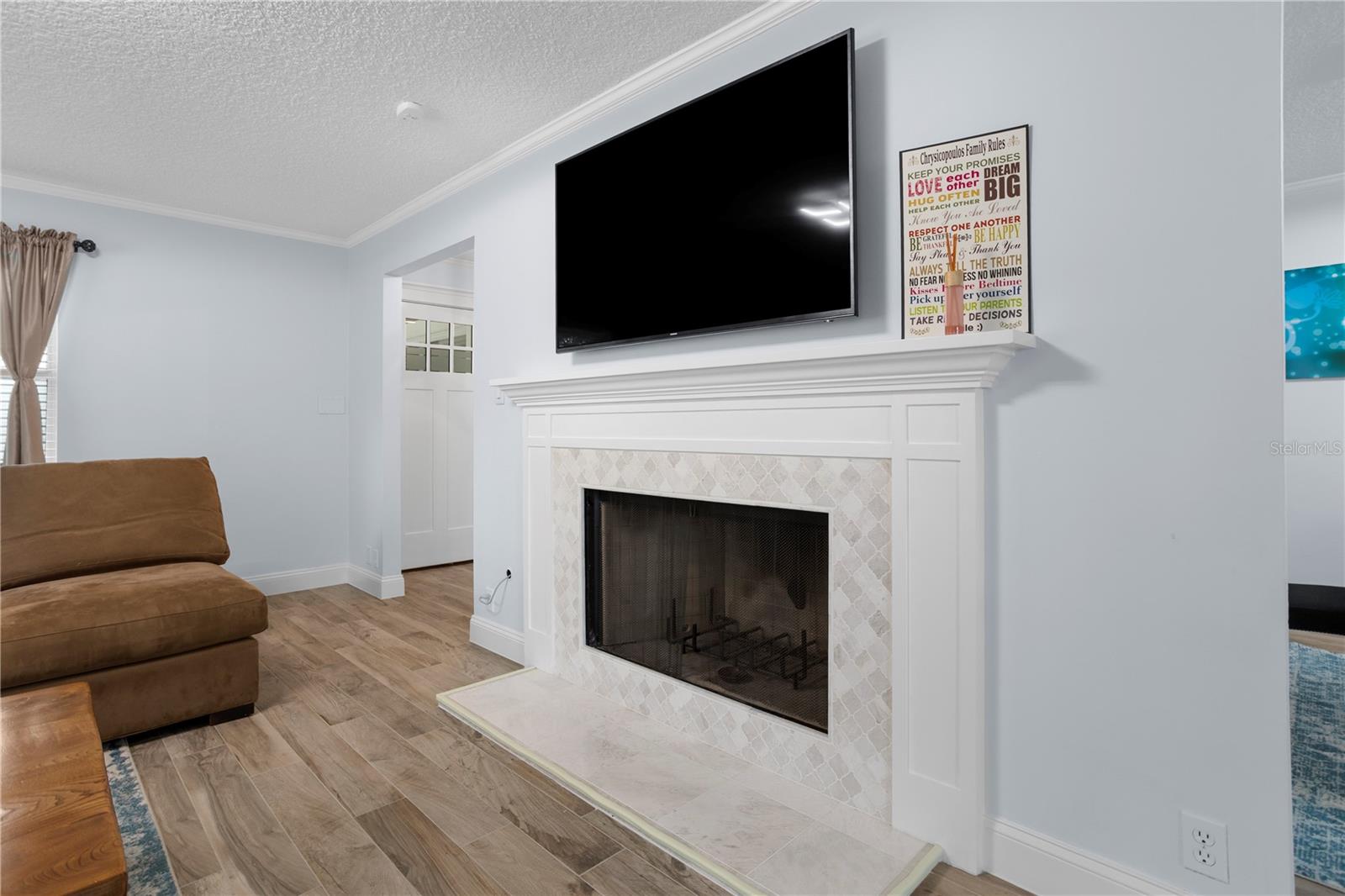 Image 7 of 40 For 2130 Deloraine Trail