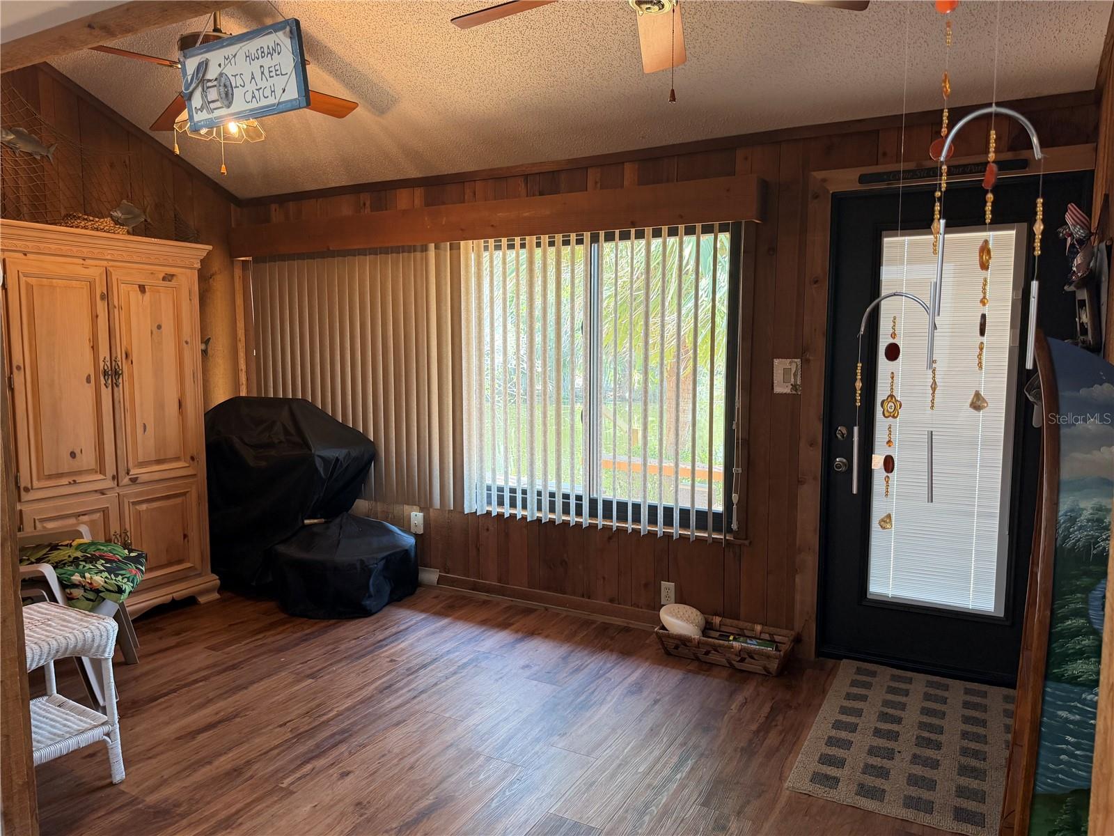 Image 3 of 30 For 804 Palm Harbor Court