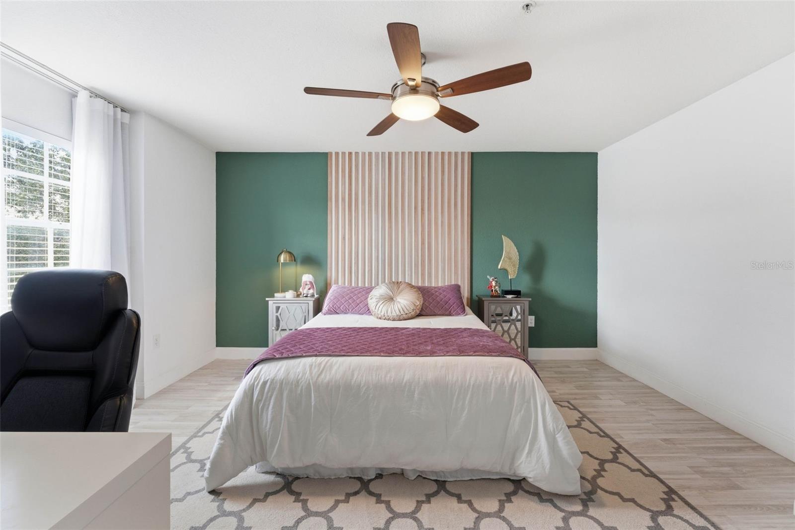 Image 50 of 80 For 13838 Fairway Island Drive 1436