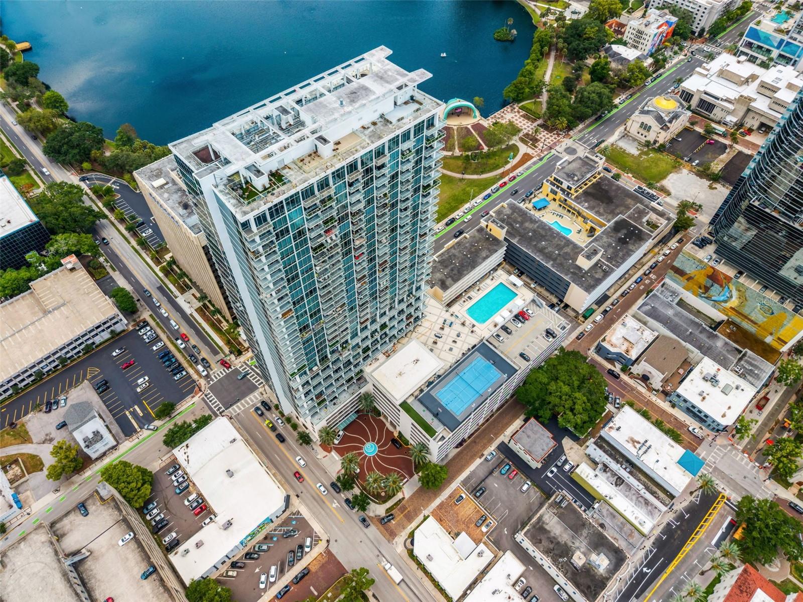 Image 2 of 66 For 150 Robinson Street 3208