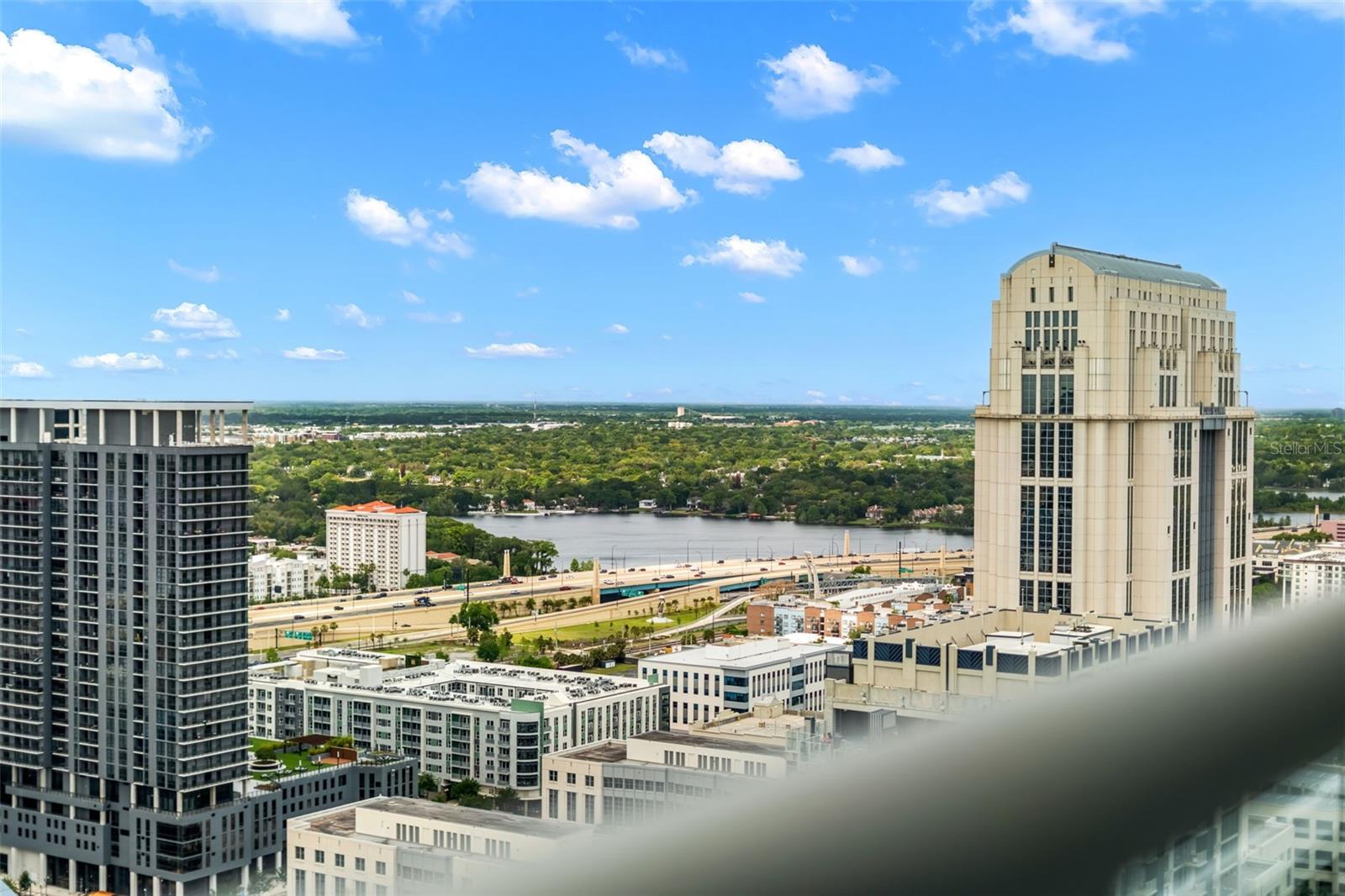 Image 39 of 66 For 150 Robinson Street 3208