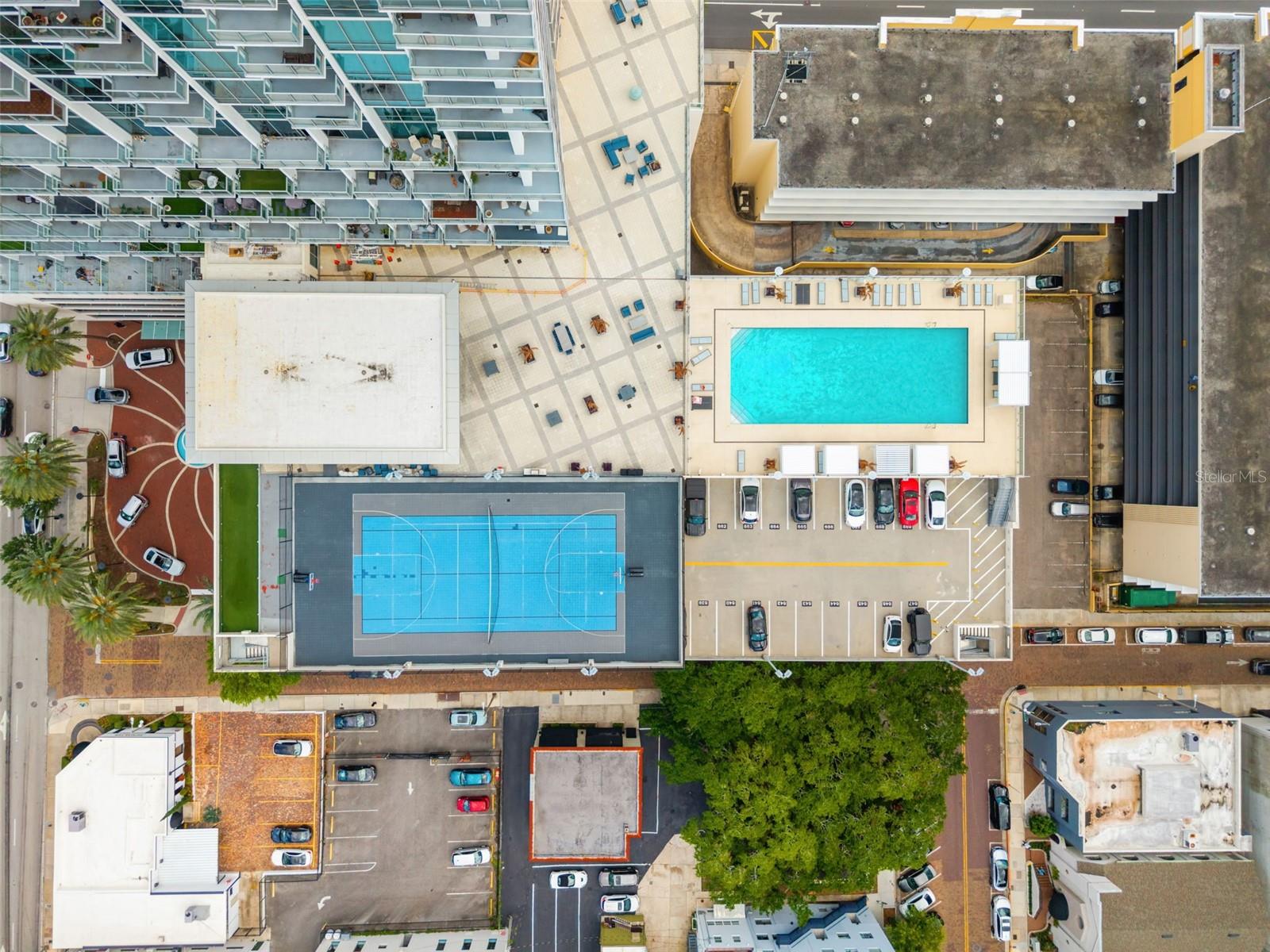 Image 43 of 66 For 150 Robinson Street 3208