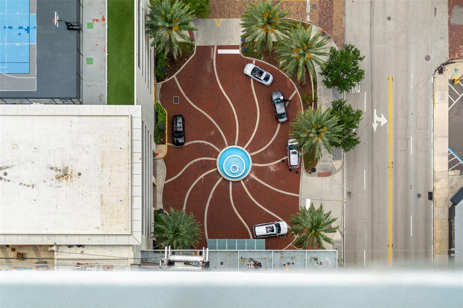 Image 44 of 66 For 150 Robinson Street 3208