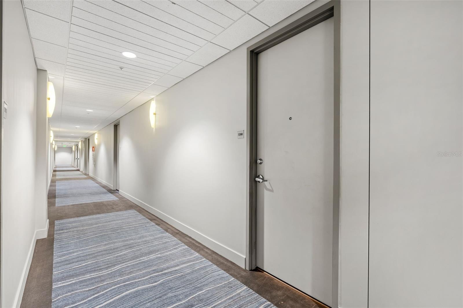 Image 8 of 66 For 150 Robinson Street 3208