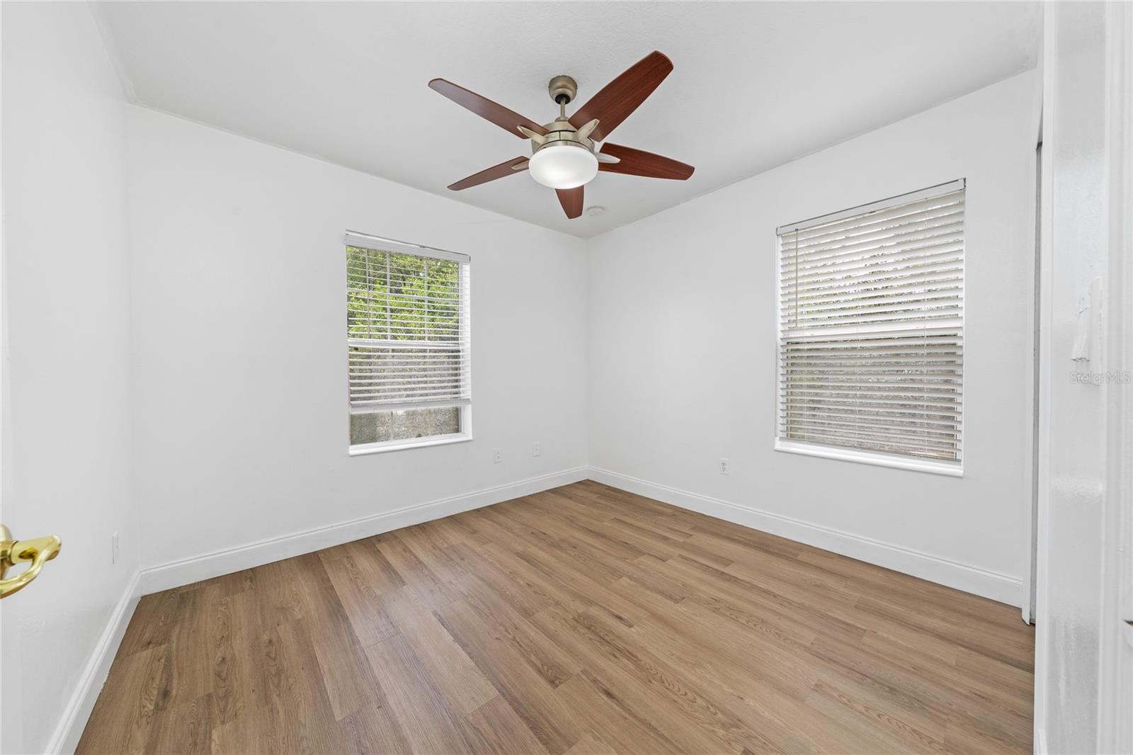 Image 19 of 31 For 8582 Leeland Archer Boulevard