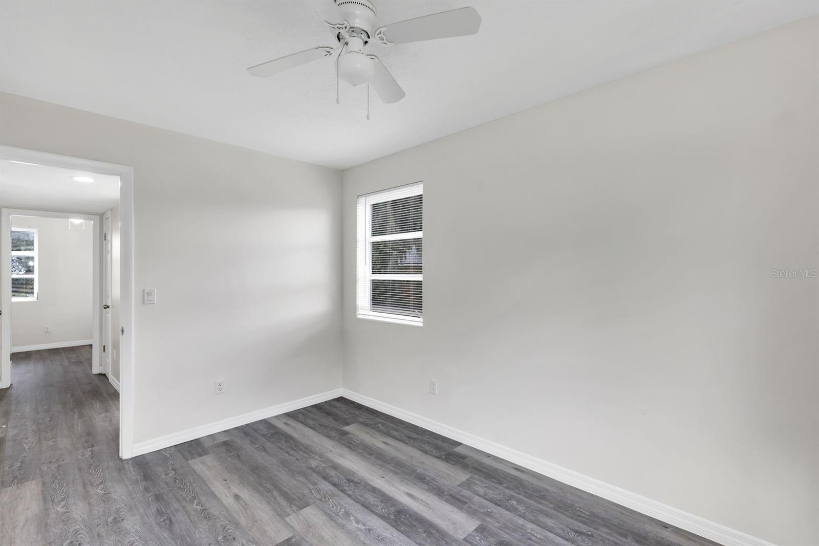 Image 10 of 19 For 751 Bellevue  1