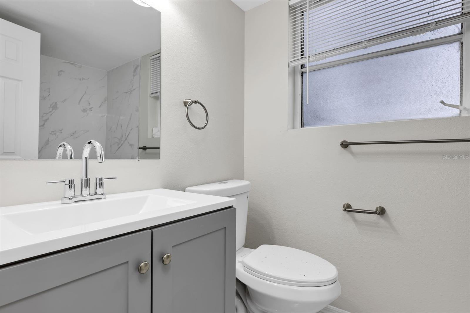 Image 17 of 19 For 751 Bellevue  1