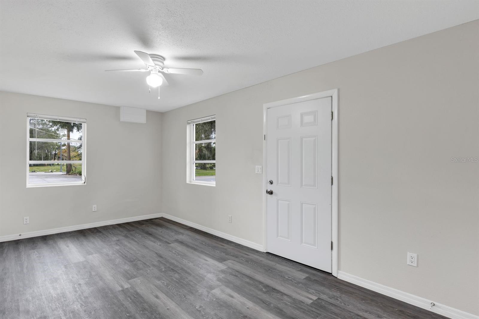 Image 2 of 19 For 751 Bellevue  1