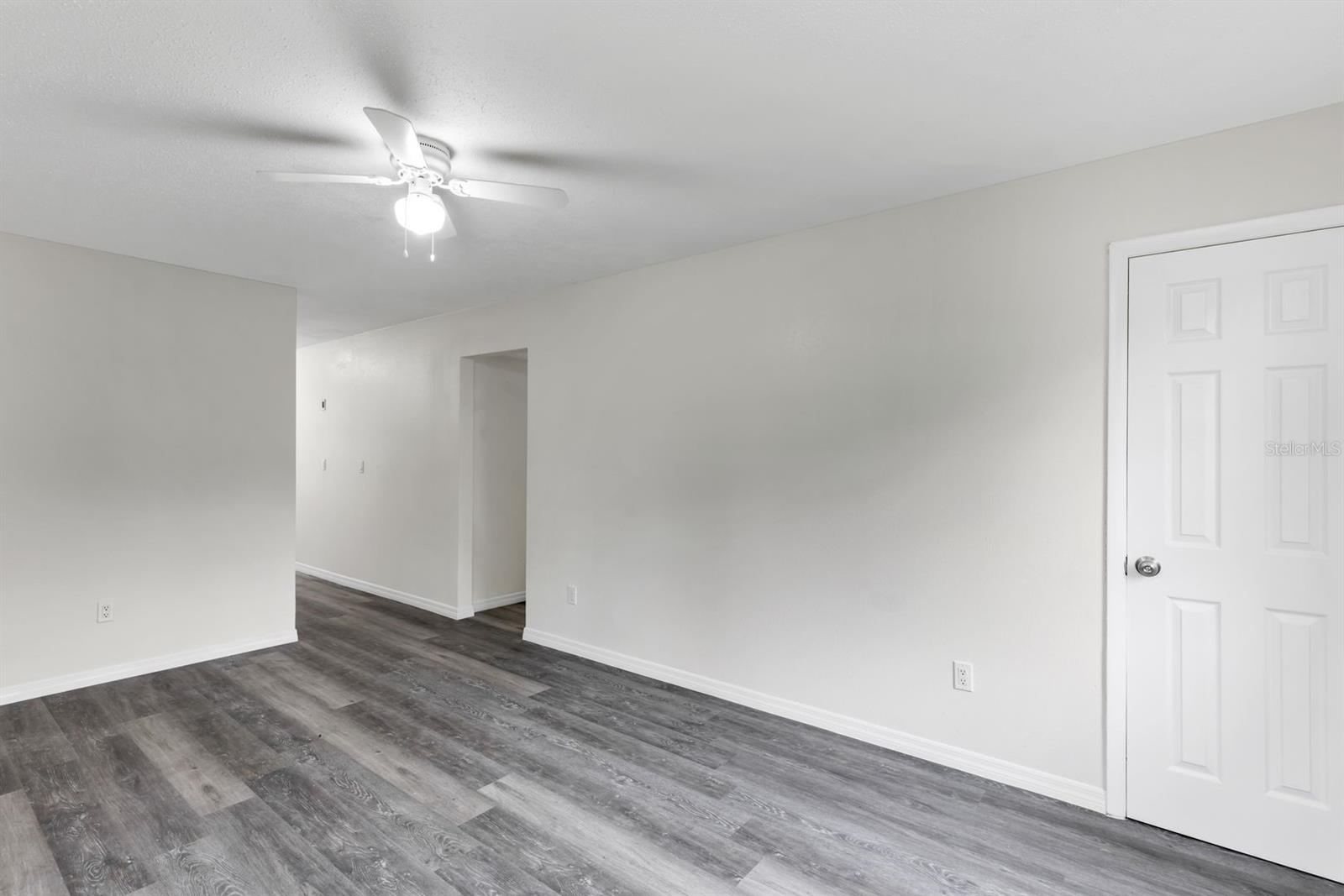 Image 4 of 19 For 751 Bellevue  1