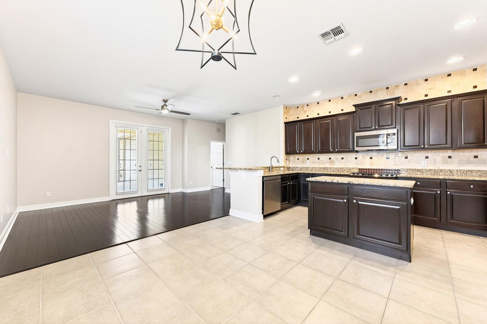 Image 10 of 34 For 918 Seburn Road